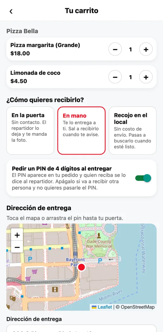Carrito con «En mano» elegido y el interruptor «Pedir un PIN de 4 dígitos al entregar» encendido.