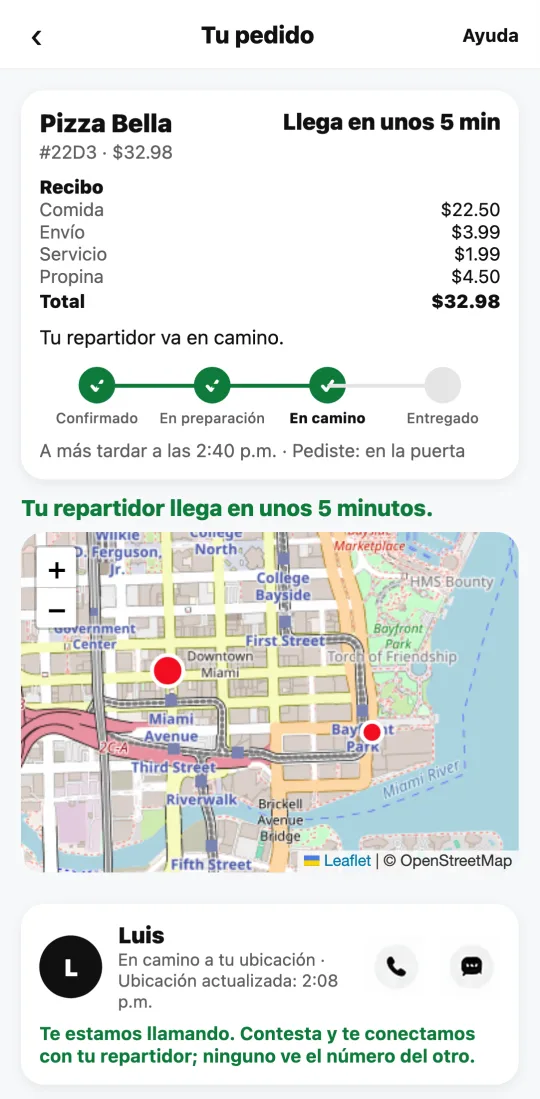Pedido en camino en la app del cliente con el botón «Llamar al repartidor (número oculto)» y el aviso «Te estamos llamando. Contesta y te conectamos con tu repartidor».