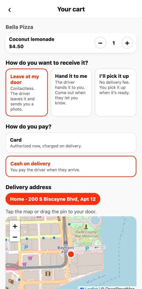 Cart with the question “How do you pay?” and “Cash on delivery” selected; the button reads “Order and pay on delivery”.